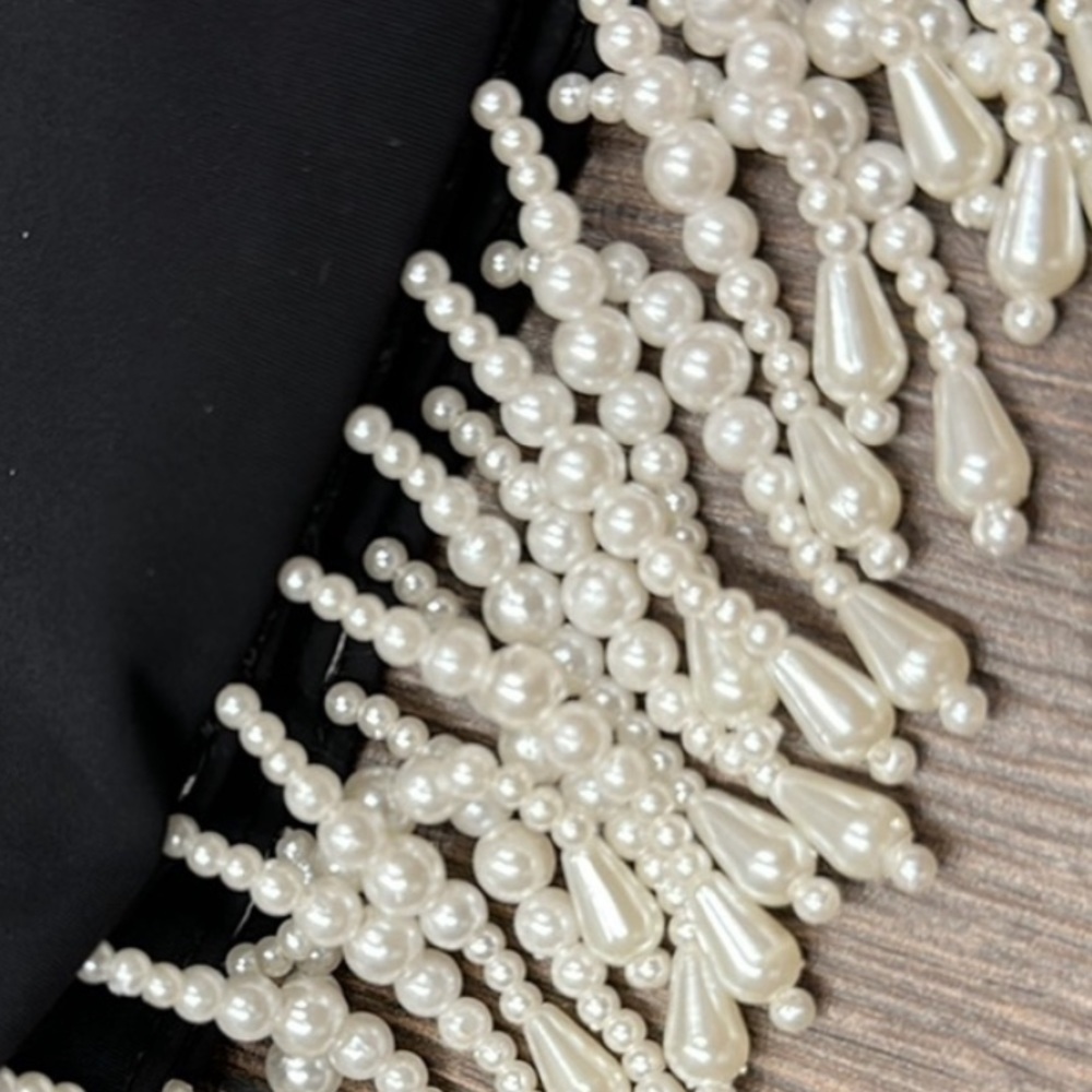 HOUSE OF HARLOW 1960 BLACK STRETCHY BEADED FRINGED SKIRT 6 - Picture 4 of 10